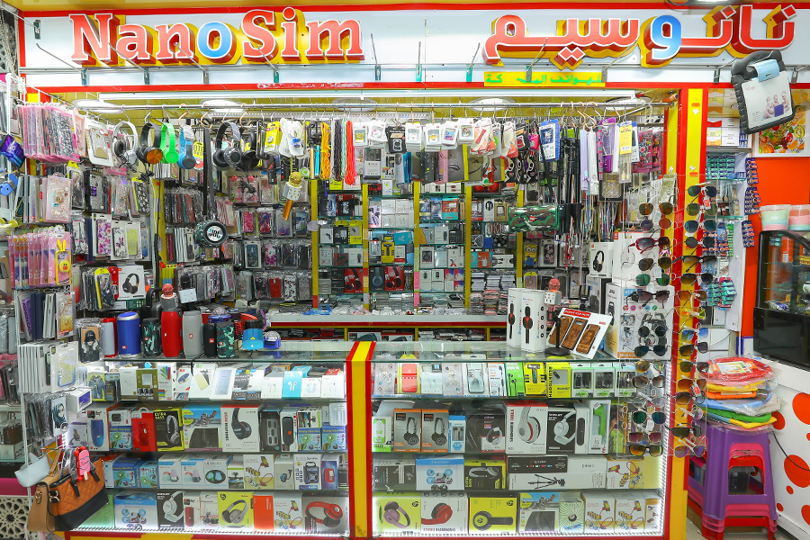 Nano Sim Mobile Phoes and Outfir